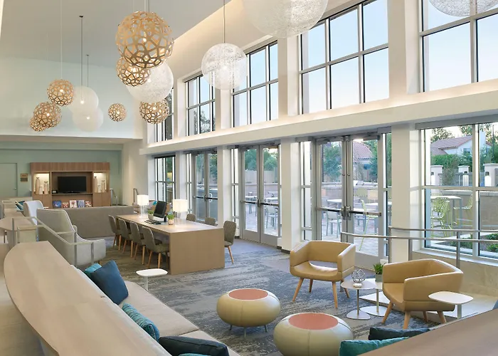 Hotel Element By Marriott Fashion Center 3*