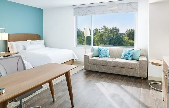 Hotel Element By Marriott Fashion Center